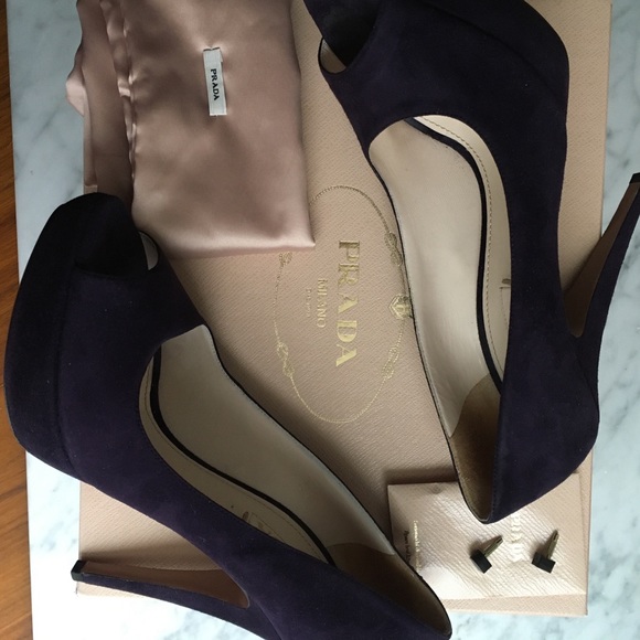 Prada Camoscio Chic Peep Toe Suede Pumps - Picture 8 of 10